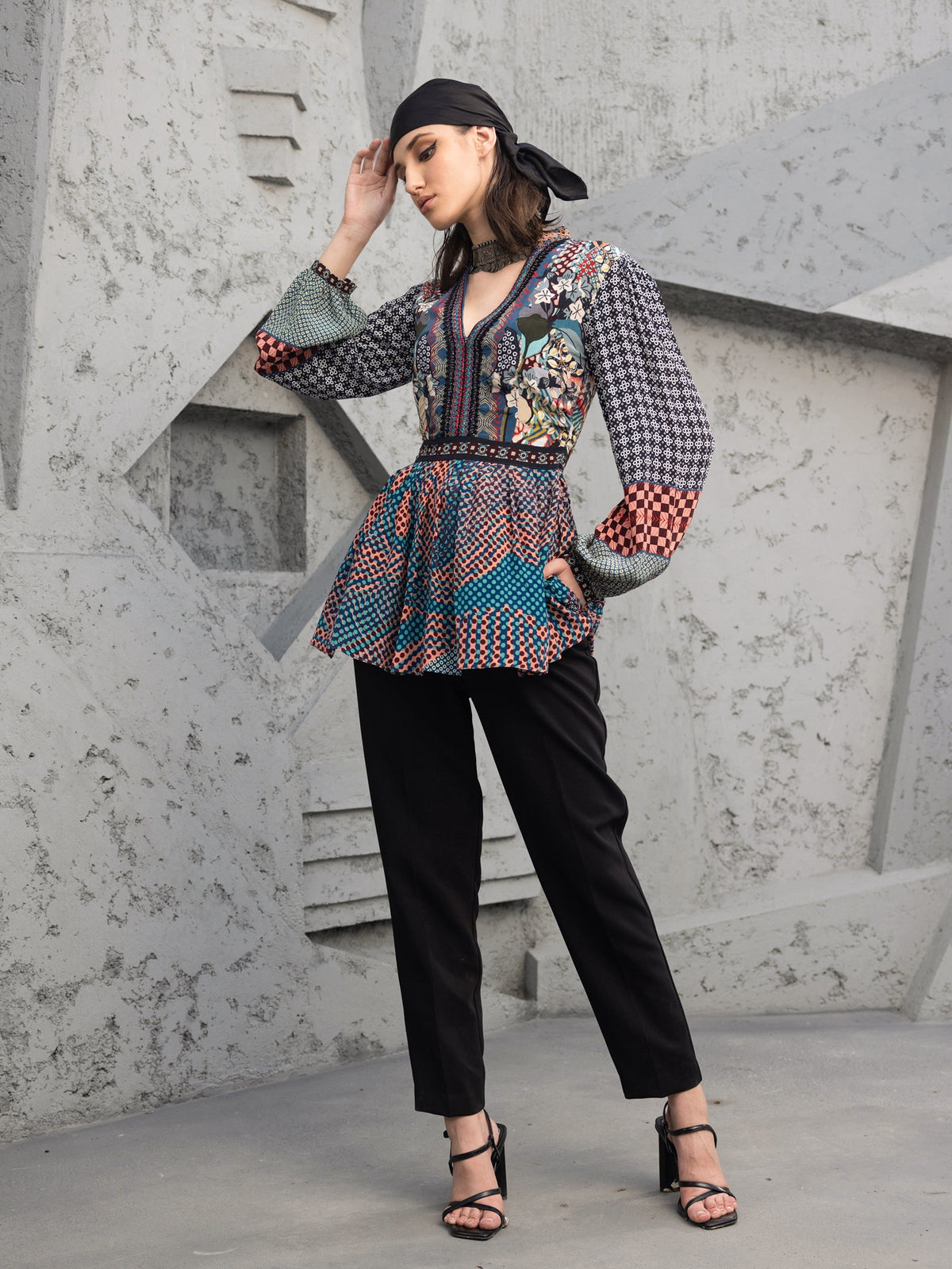 ONYX TOP