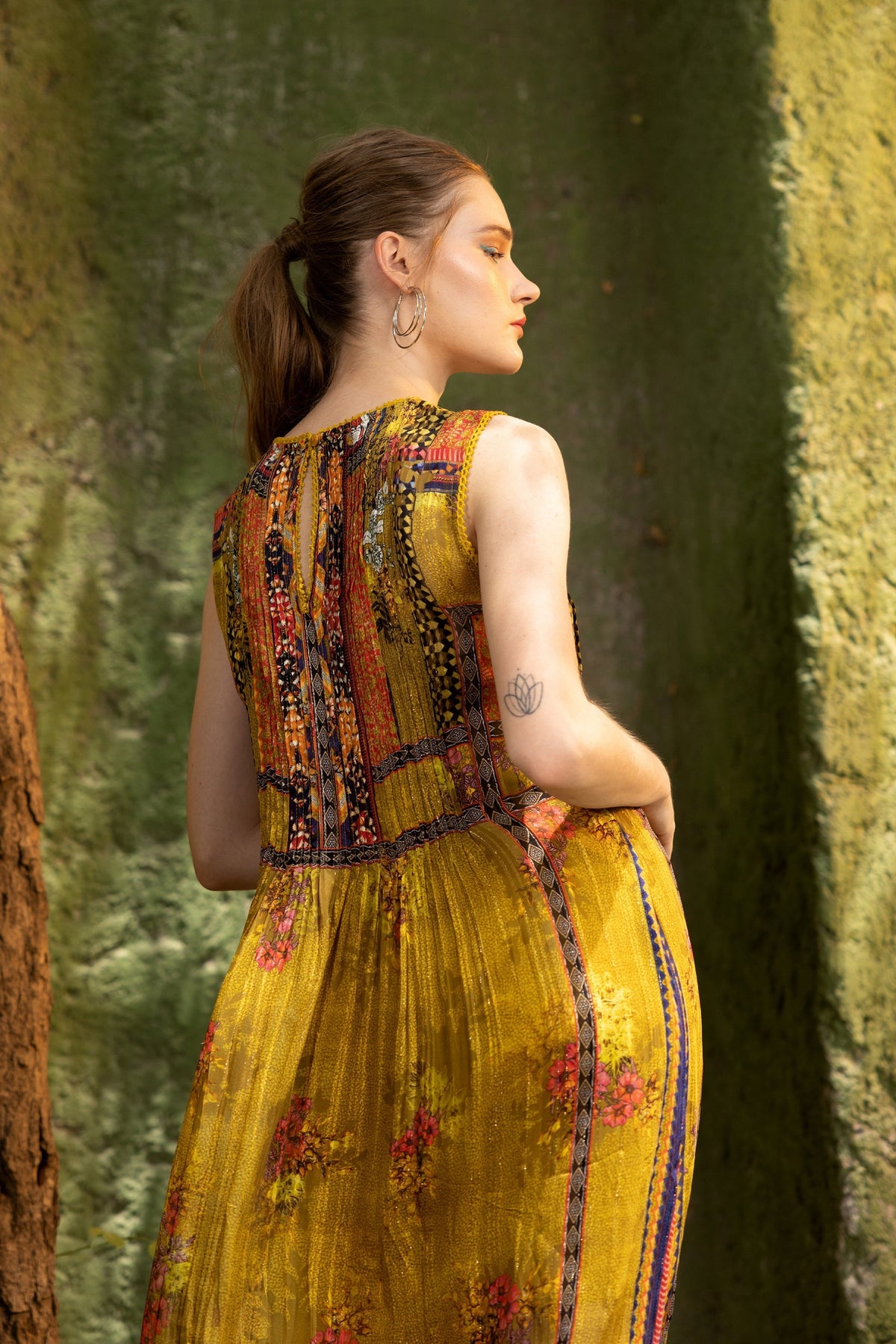 ARINNA EMBROIDERED MAXI DRESS
